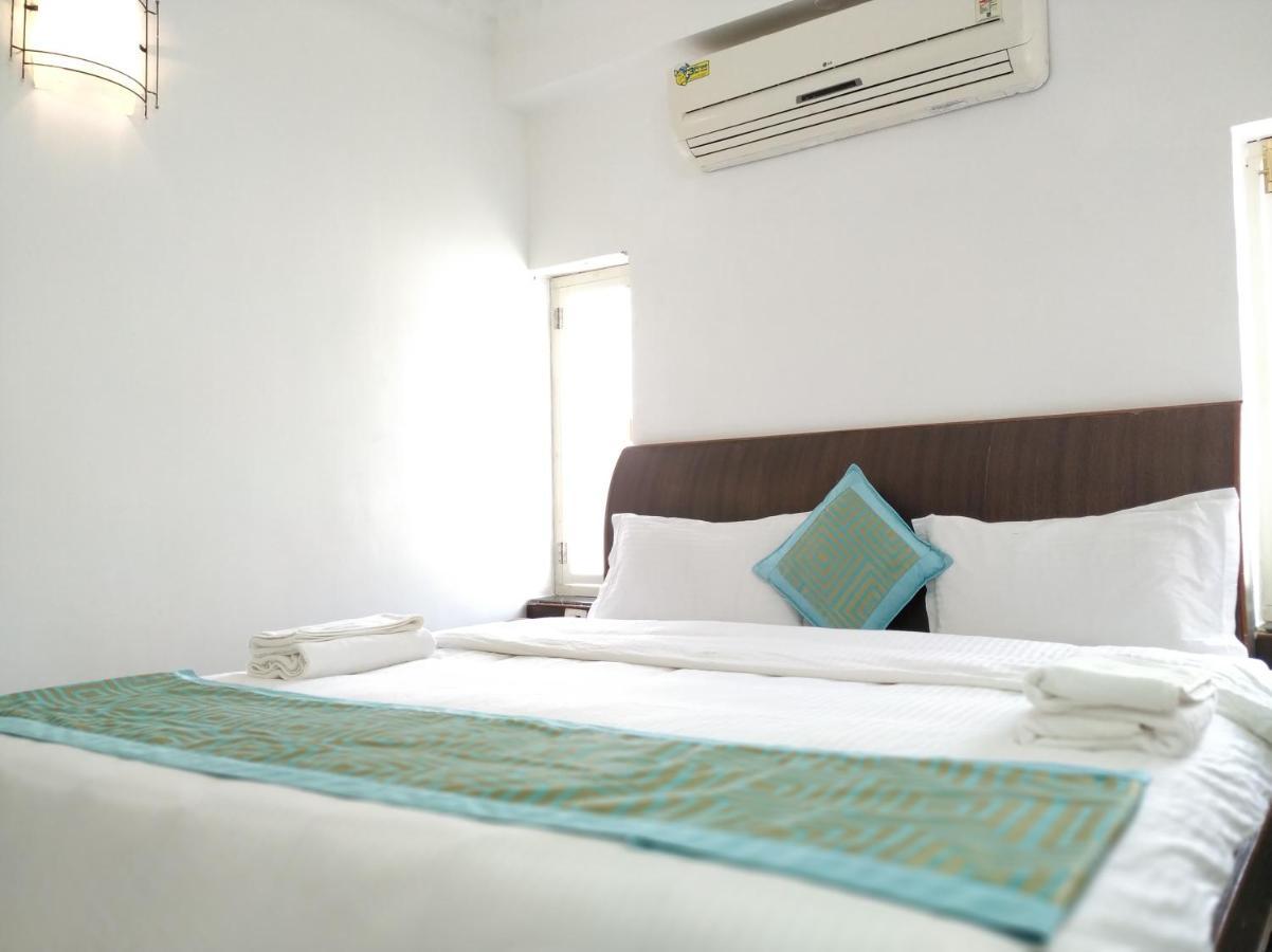 Aum Hotel ปุตตาปาร์ถี ภายนอก รูปภาพ